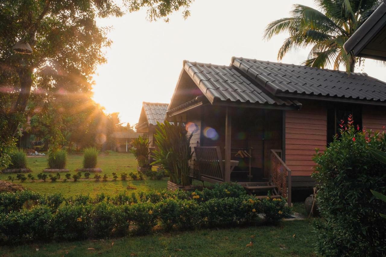 Cocco House Hotel Ao Nang Exterior photo